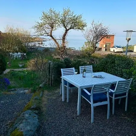 Dom wakacyjny Idyllic Summerhouse On The Cliff With Sea View *